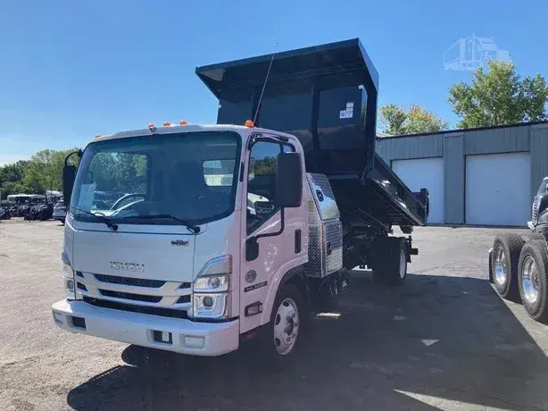 2023 ISUZU NRR - 3