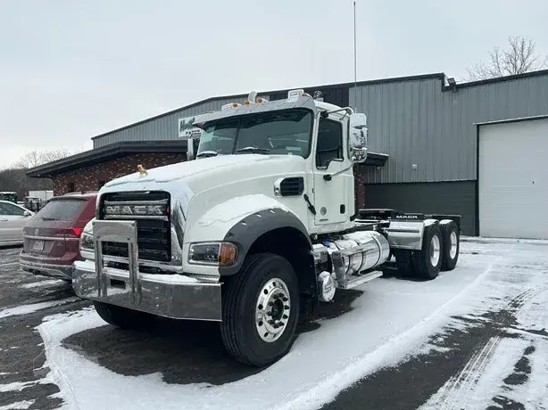 2025 MACK GRANITE 64FT - 1